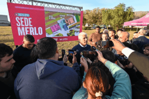“Esta obra que se inicia hoy de la UPrO, durante 10 meses, va a estar llena de trabajadores”